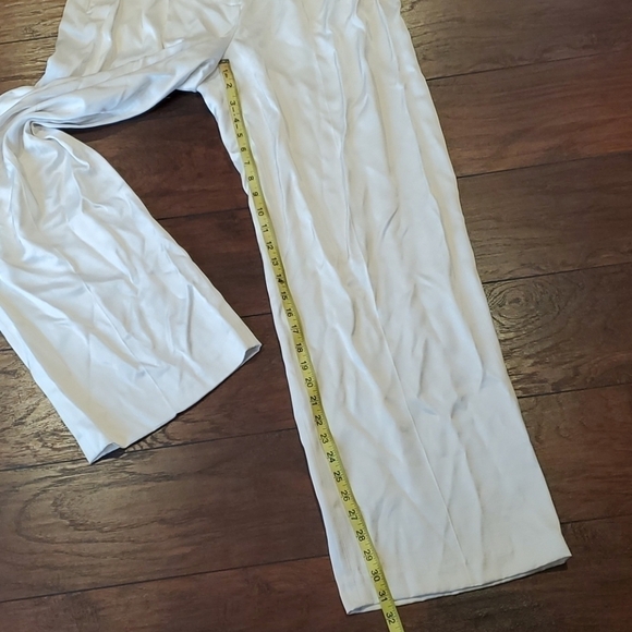NWT Vince Camuto Pearl ivory wide leg pants - Picture 8 of 8